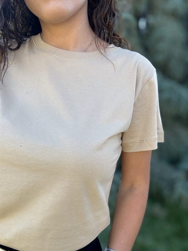 Perfect Cotton Tees for Warm Weather - Image 3
