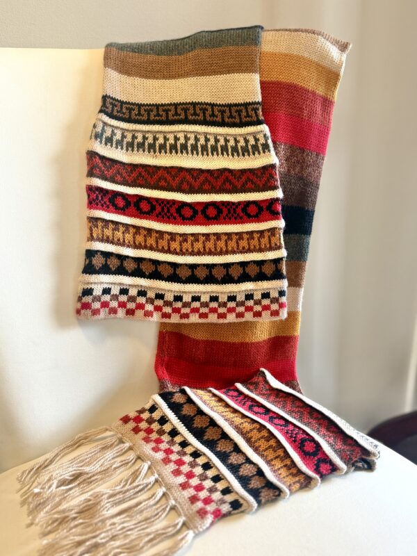 Smart scarf - Alpaca hat and scarf combo - Image 4